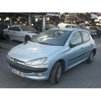 peugeot 206 berlina del año 2001