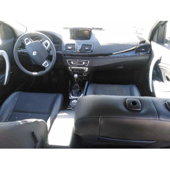 renault megane iii berlina 5 p del año 2012