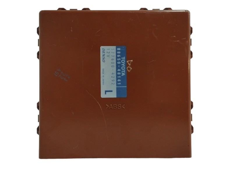 Recambio de modulo electronico para lexus rx 3.3 v6 24v cat referencia OEM IAM 8865048141 1776004292 