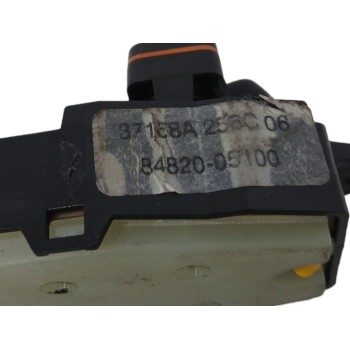 Recambio de mando elevalunas delantero izquierdo para toyota avensis berlina (t25) 2.0 turbodiesel cat referencia OEM IAM 848200
