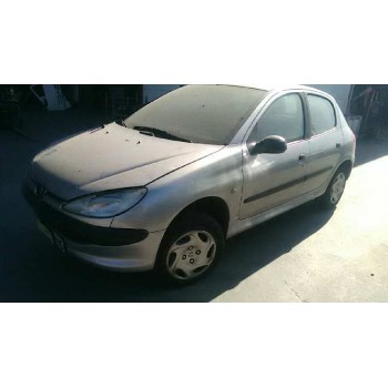 peugeot 206 berlina del año 2000