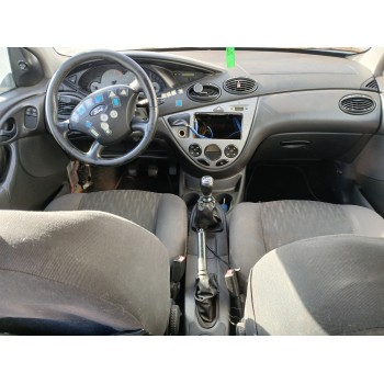 ford focus berlina (cak) del año 2003