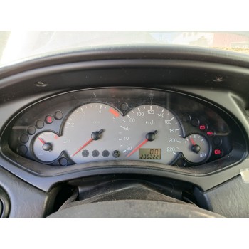 ford focus berlina (cak) del año 2003