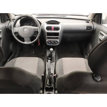 opel corsa c del año 2004