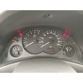 opel corsa c del año 2004