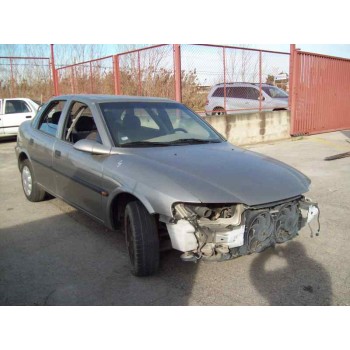 opel vectra b berlina del año 1996