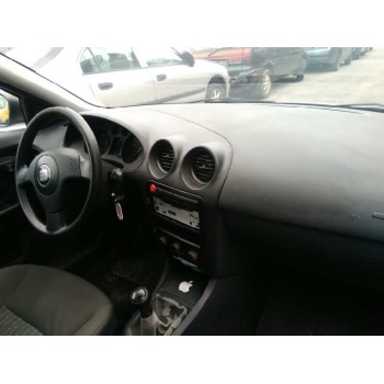 seat ibiza (6l1) del año 2004