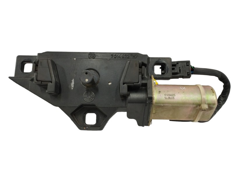 Recambio de motor cierre centralizado maletero / porton para bmw serie 7 (e65/e66) 730d referencia OEM IAM 7014872 Recambio de motor cierre centralizado maletero / porton para bmw serie 7 (e65/e66) 730d referencia OEM IAM 7014872