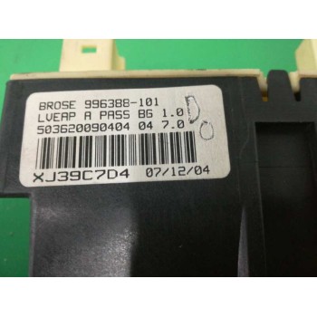 Recambio de motor elevalunas delantero derecho para citroën c4 berlina sx referencia OEM IAM 996388101  