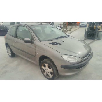 peugeot 206 berlina del año 1999