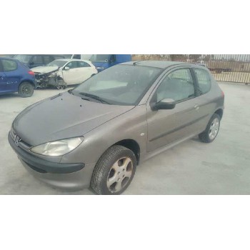 peugeot 206 berlina del año 1999