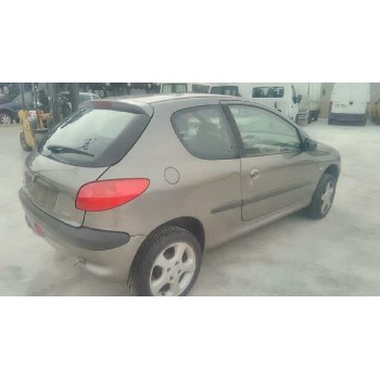 peugeot 206 berlina del año 1999