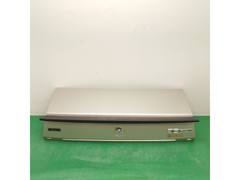 Recambio de tapa maletero para alfa romeo 75 2.0 referencia OEM IAM Recambio de tapa maletero para alfa romeo 75 2.0 referencia OEM IAM