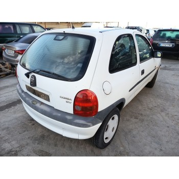 opel corsa b (s93) del año 2000