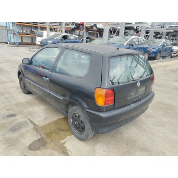 volkswagen polo berlina (6n1) del año 1997