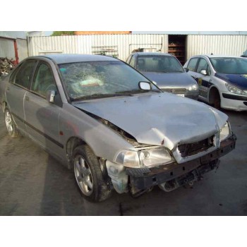 volvo s40 berlina del año 1997