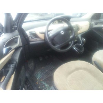 lancia ypsilon (101) del año 2003