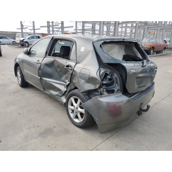 toyota corolla (e12) del año 2004