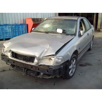 volvo s40 berlina del año 1997