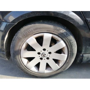 opel vectra c berlina del año 2004