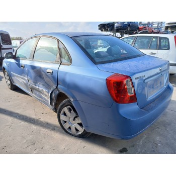 daewoo nubira berlina del año 2003