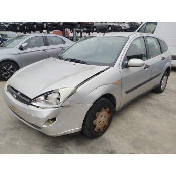 ford focus berlina (cak) del año 2000