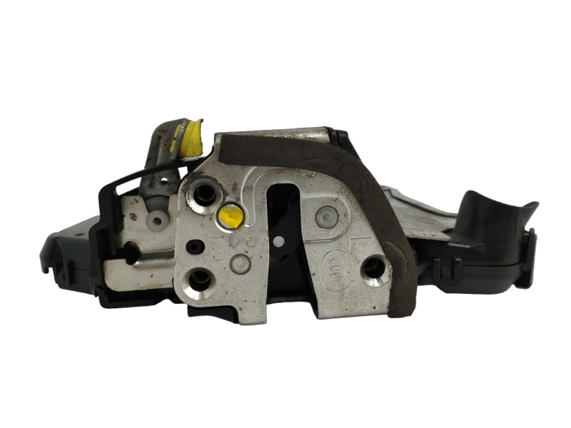 Recambio de cerradura puerta delantera izquierda para lexus rx 3.3 v6 24v cat referencia OEM IAM 6904048071 Recambio de cerradura puerta delantera izquierda para lexus rx 3.3 v6 24v cat referencia OEM IAM 6904048071