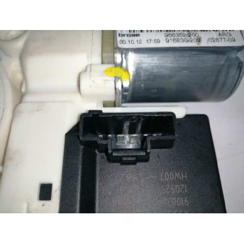 Recambio de elevalunas delantero derecho para renault megane iii berlina 5 p 1.2 16v referencia OEM IAM FUNDA 827210003R CARIBE 