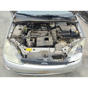 ford focus berlina (cak) del año 2000