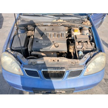 daewoo nubira berlina del año 2003