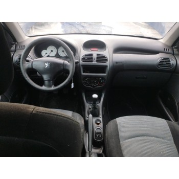peugeot 206 berlina del año 2004
