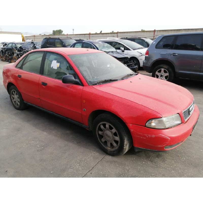 AUDI A4 BERLINA (B5)