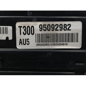 Recambio de caja reles / fusibles para chevrolet aveo berlina hatchback 1.4 cat referencia OEM IAM 95092982  