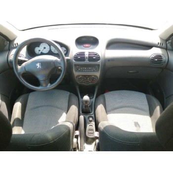 peugeot 206 berlina del año 2003