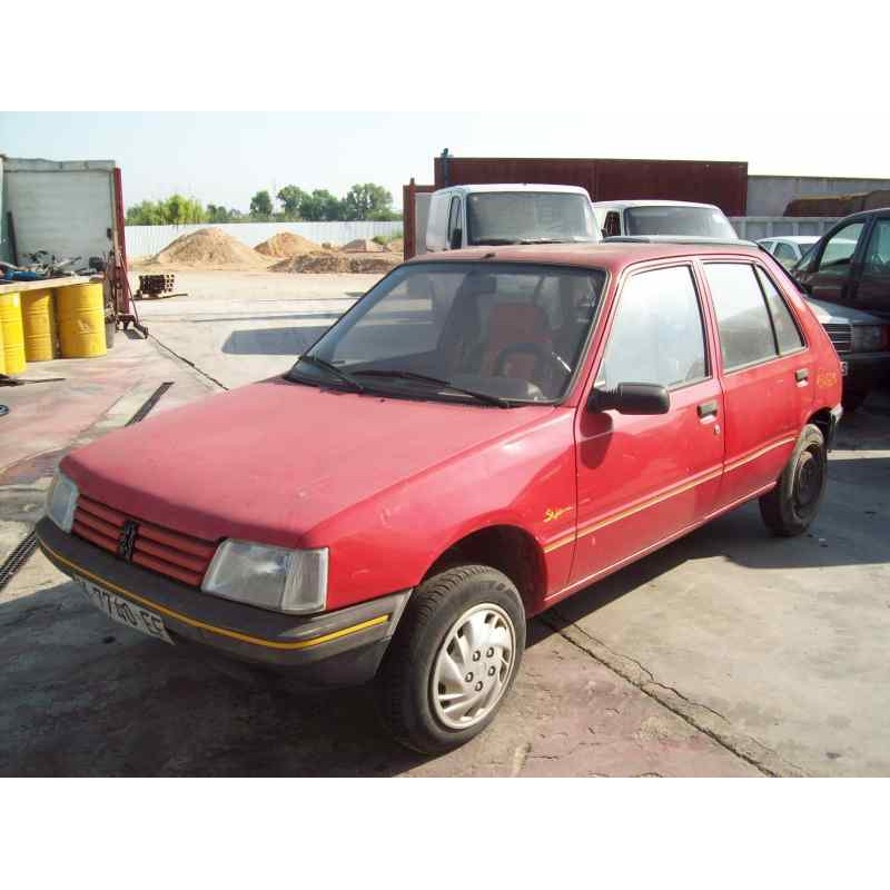peugeot 205 berlina del año 1992