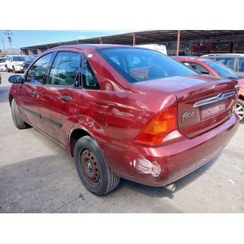 ford focus berlina (cak) del año 2000