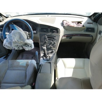 volvo s60 berlina del año 2002