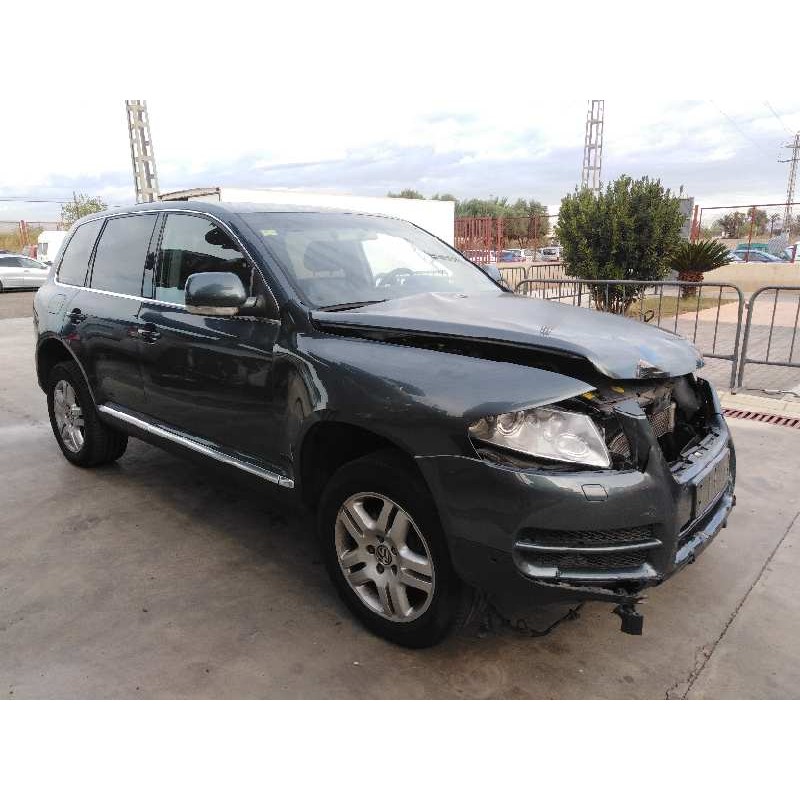 VOLKSWAGEN TOUAREG (7LA)