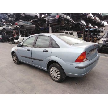 ford focus berlina (cak) del año 2004
