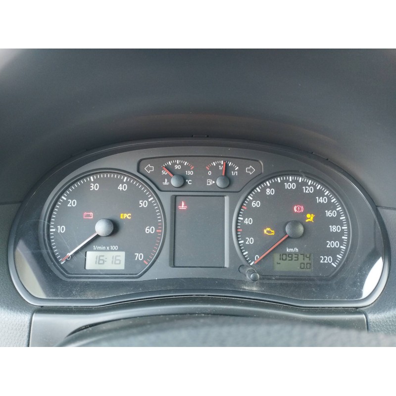 VOLKSWAGEN POLO IV (9N_, 9A_) 2007