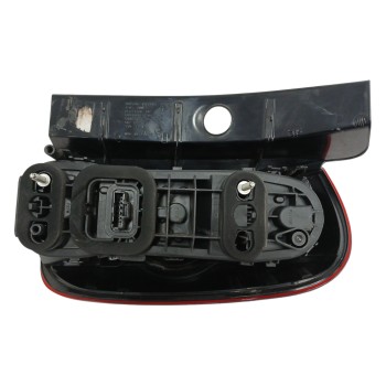 Recambio de piloto trasero izquierdo para dacia duster 1.5 dci diesel fap cat referencia OEM IAM 265550035R  
