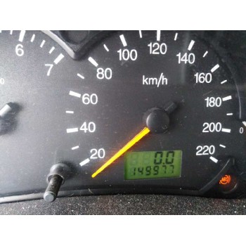 ford focus berlina (cak) del año 2004