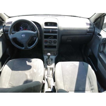 opel astra g berlina del año 2003