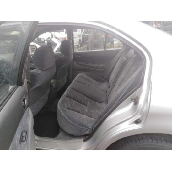 mitsubishi galant berlina (ea0) del año 1998