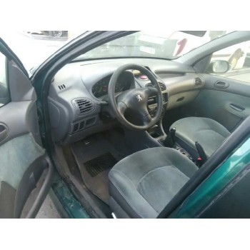 peugeot 206 berlina del año 1999