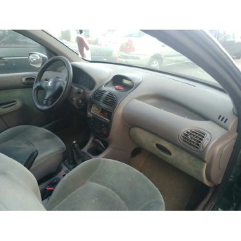 peugeot 206 berlina del año 1999