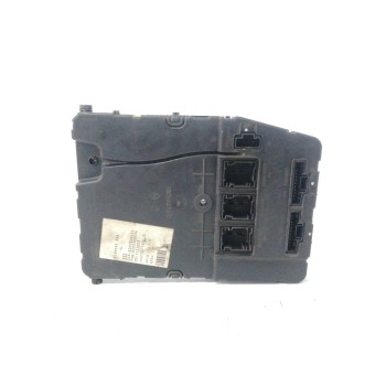 CAJA RELES / FUSIBLES 8200306434 8200326034 