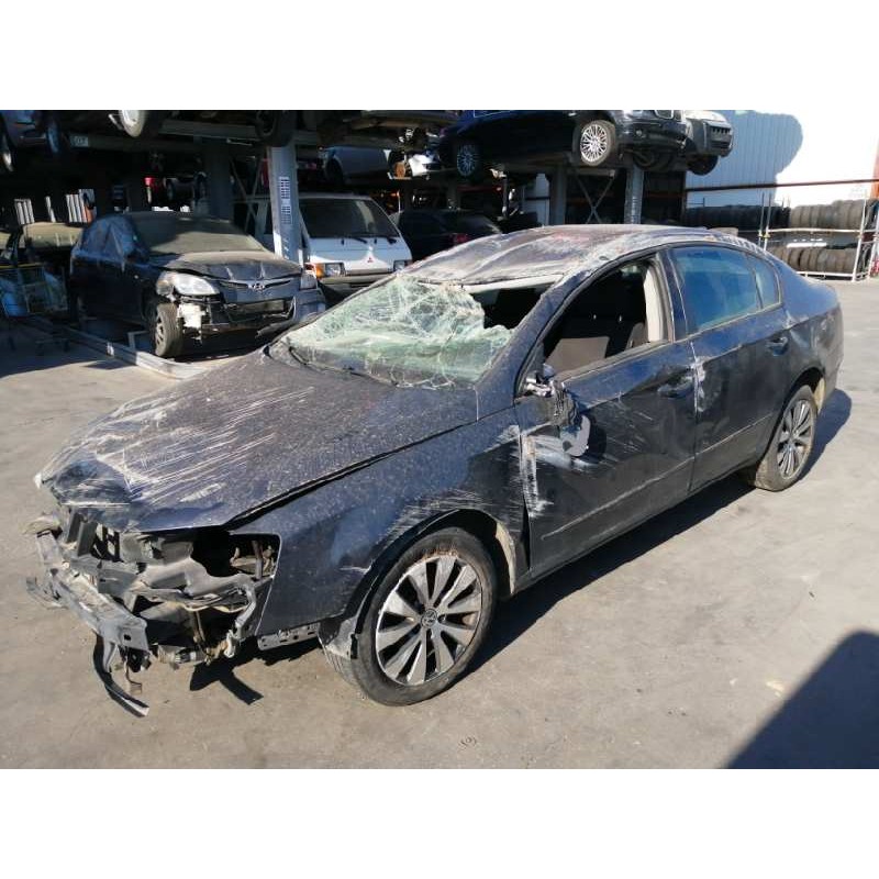 VOLKSWAGEN PASSAT BERLINA (3C2)