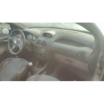 peugeot 206 berlina del año 1999