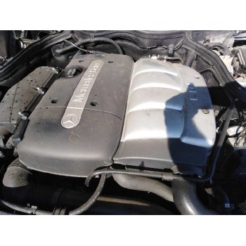 mercedes-benz clase c (w203) berlina del año 2001